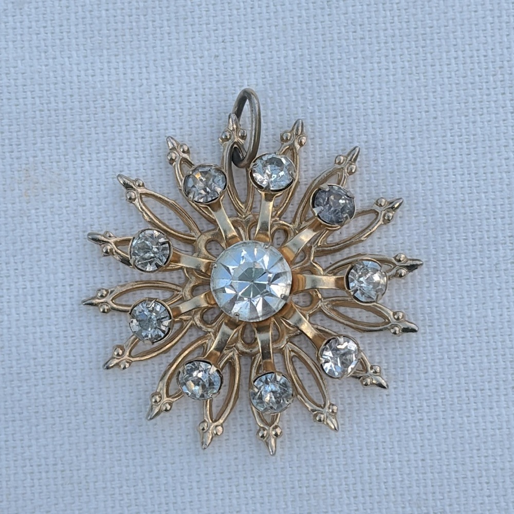 💛💎 Vintage Gold Tone Rhinestone Pendant